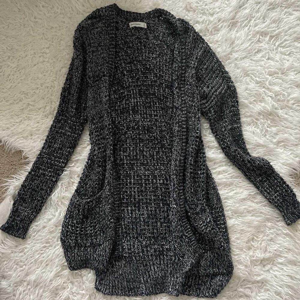 A&F knitted cardigan